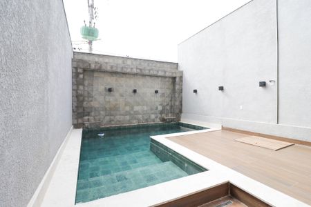 Apartamento à venda com 30m², 1 quarto e sem vaga Apartamento à venda com 30m², 1 quarto e sem vagaPiscina