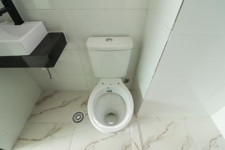 Studio à venda com 25m², 1 quarto e sem vaga Studio à venda com 25m², 1 quarto e sem vagaBanheiro