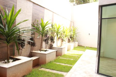 Studio à venda com 24m², 1 quarto e sem vagaÁrea externa