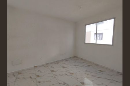 Casa de condomínio para alugar com 39m², 2 quartos e sem vagaSala