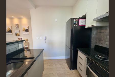 Apartamento à venda com 54m², 2 quartos e 1 vagaCozinha e Área de Serviço