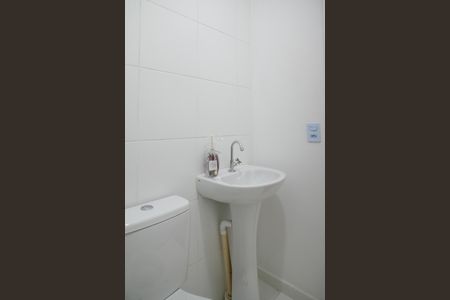 Apartamento à venda com 40m², 2 quartos e sem vaga Apartamento à venda com 40m², 2 quartos e sem vagaBanheiro