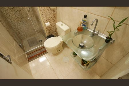 Apartamento à venda com 60m², 3 quartos e 1 vaga Apartamento à venda com 60m², 3 quartos e 1 vagaBanheiro