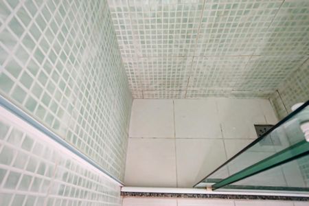 Apartamento à venda com 100m², 2 quartos e 1 vaga Apartamento à venda com 100m², 2 quartos e 1 vagaBanheiro da Suíte 1