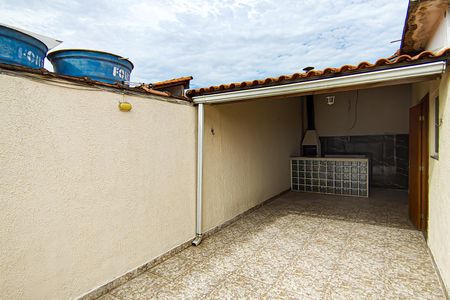Apartamento à venda com 100m², 2 quartos e 1 vaga Apartamento à venda com 100m², 2 quartos e 1 vagaTerraço