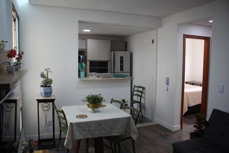 Apartamento à venda com 70m², 3 quartos e 1 vagaSala