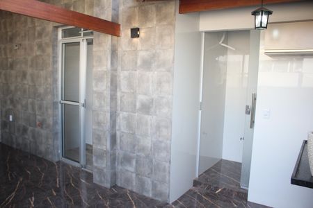 Apartamento à venda com 70m², 3 quartos e 1 vagaÁrea de Serviço e Cobertura