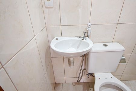 Apartamento à venda com 52m², 2 quartos e 1 vaga Apartamento à venda com 52m², 2 quartos e 1 vagaBanheiro Social