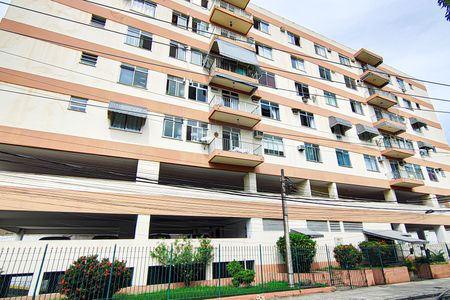 Apartamento à venda com 52m², 2 quartos e 1 vaga Apartamento à venda com 52m², 2 quartos e 1 vagaFachada