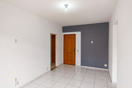 Apartamento à venda com 52m², 2 quartos e 1 vaga Apartamento à venda com 52m², 2 quartos e 1 vagaSala