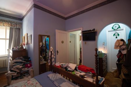 Apartamento à venda com 240m², 5 quartos e 1 vagaSuíte 2