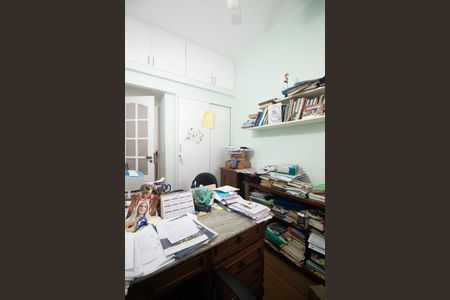 Apartamento à venda com 240m², 5 quartos e 1 vagaQuarto 1