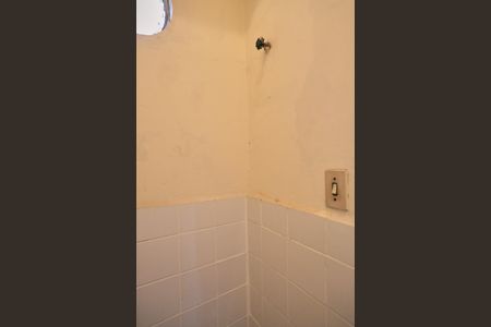 Apartamento para alugar com 100m², 2 quartos e sem vagaBanheiro de Serviço