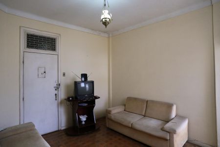 Apartamento para alugar com 100m², 2 quartos e sem vagaSala