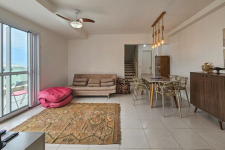 Apartamento para alugar com 130m², 3 quartos e 2 vagasSala