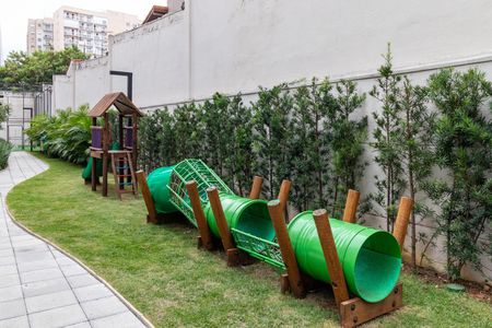 Apartamento à venda com 88m², 2 quartos e 2 vagas Apartamento à venda com 88m², 2 quartos e 2 vagasÁrea comum - Playground