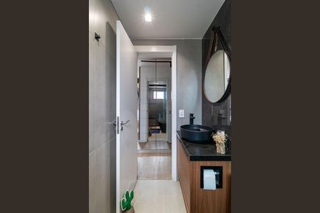 Apartamento à venda com 88m², 2 quartos e 2 vagas Apartamento à venda com 88m², 2 quartos e 2 vagasBanheiro da Suíte