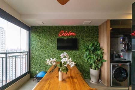 Apartamento à venda com 88m², 2 quartos e 2 vagas Apartamento à venda com 88m², 2 quartos e 2 vagasVaranda