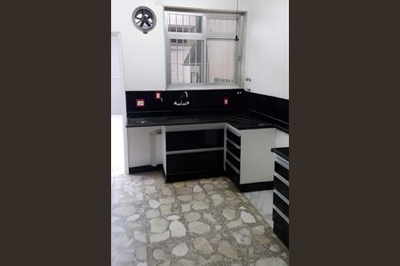 Casa à venda com 450m², 4 quartos e 5 vagas