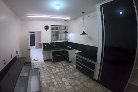 Casa à venda com 450m², 4 quartos e 5 vagas