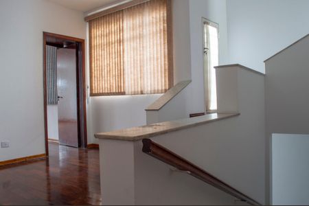 Casa para alugar com 180m², 2 quartos e sem vaga Casa para alugar com 180m², 2 quartos e sem vagaSala