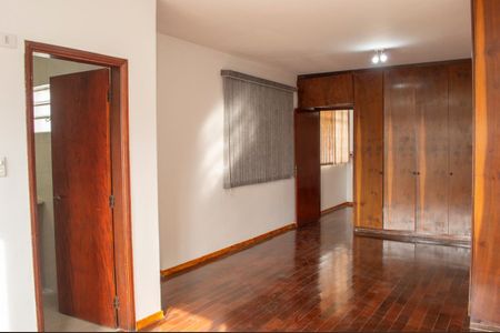 Casa para alugar com 180m², 2 quartos e sem vaga Casa para alugar com 180m², 2 quartos e sem vagaSuíte 2