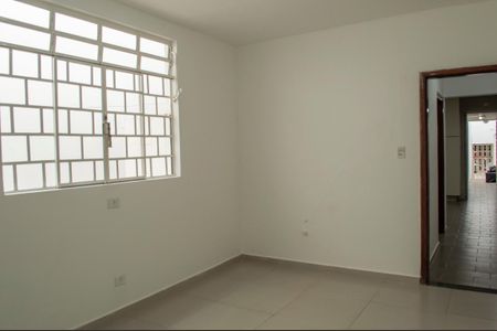Casa para alugar com 180m², 2 quartos e sem vaga Casa para alugar com 180m², 2 quartos e sem vagaSala 2
