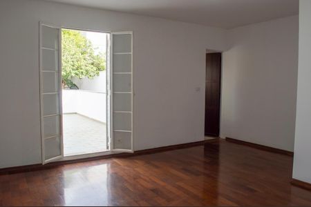 Casa para alugar com 180m², 2 quartos e sem vaga Casa para alugar com 180m², 2 quartos e sem vagaSuíte 1