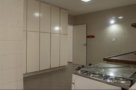 Casa para alugar com 180m², 2 quartos e sem vaga Casa para alugar com 180m², 2 quartos e sem vagaCozinha