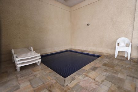 Apartamento à venda com 48m², 2 quartos e 1 vagaÁrea comum - Piscina Coberta