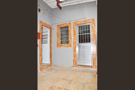 Casa para alugar com 45m², 1 quarto e sem vagaQuintal