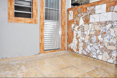Casa para alugar com 45m², 1 quarto e sem vagaQuintal