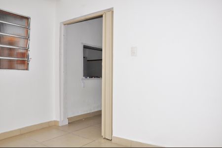 Casa para alugar com 45m², 1 quarto e sem vagaQuarto