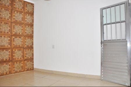 Casa para alugar com 45m², 1 quarto e sem vagaQuarto