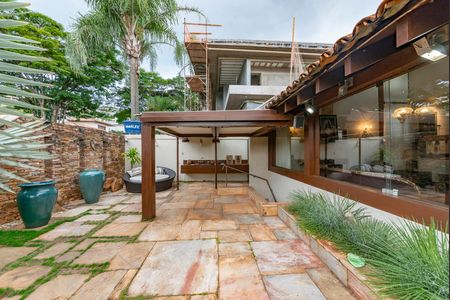 Casa à venda com 435m², 4 quartos e 4 vagasÁrea externa