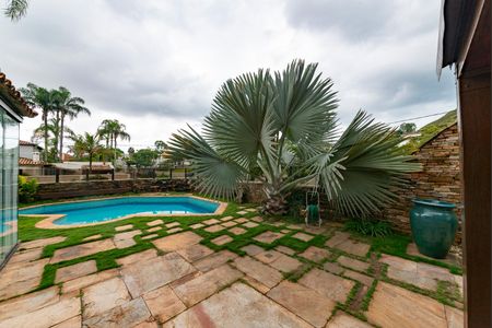 Casa à venda com 435m², 4 quartos e 4 vagasÁrea externa