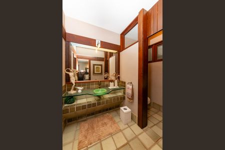 Casa à venda com 435m², 4 quartos e 4 vagasLavabo