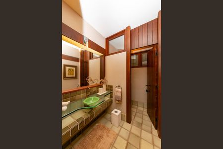 Casa à venda com 435m², 4 quartos e 4 vagasLavabo