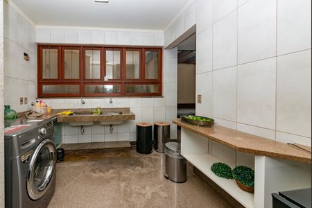 Casa à venda com 435m², 4 quartos e 4 vagasÁrea de Serviço