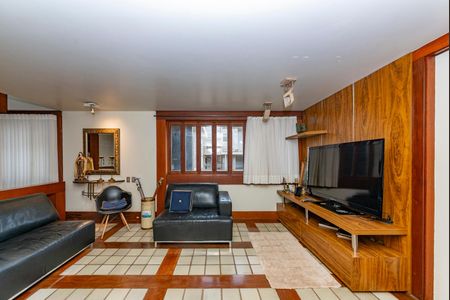 Casa à venda com 435m², 4 quartos e 4 vagasSala 2