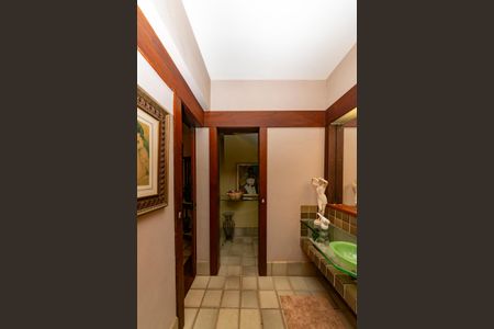 Casa à venda com 435m², 4 quartos e 4 vagasLavabo