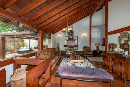 Casa à venda com 435m², 4 quartos e 4 vagasSala 1