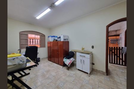 Casa à venda com 347m², 4 quartos e 4 vagas Casa à venda com 347m², 4 quartos e 4 vagasFoto 84