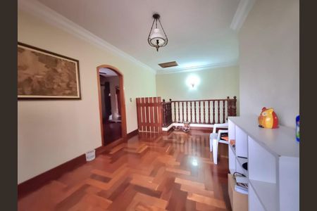 Casa à venda com 347m², 4 quartos e 4 vagas Casa à venda com 347m², 4 quartos e 4 vagasFoto 95