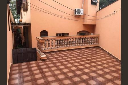 Casa à venda com 347m², 4 quartos e 4 vagas Casa à venda com 347m², 4 quartos e 4 vagasFoto 03