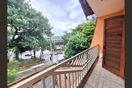 Casa à venda com 347m², 4 quartos e 4 vagas Casa à venda com 347m², 4 quartos e 4 vagasFoto 56