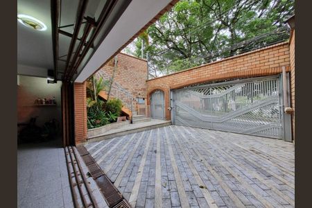 Casa à venda com 347m², 4 quartos e 4 vagas Casa à venda com 347m², 4 quartos e 4 vagasFoto 80