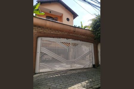 Casa à venda com 347m², 4 quartos e 4 vagas Casa à venda com 347m², 4 quartos e 4 vagasFoto 02