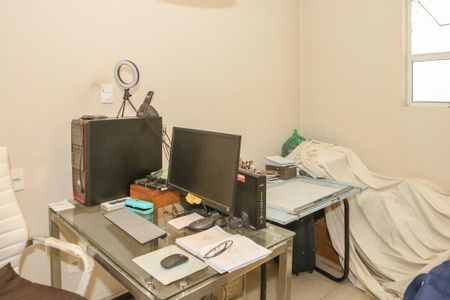 Apartamento à venda com 116m², 1 quarto e sem vagaEscritório