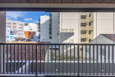 Apartamento para alugar com 70m², 2 quartos e 1 vagaVista da Suite